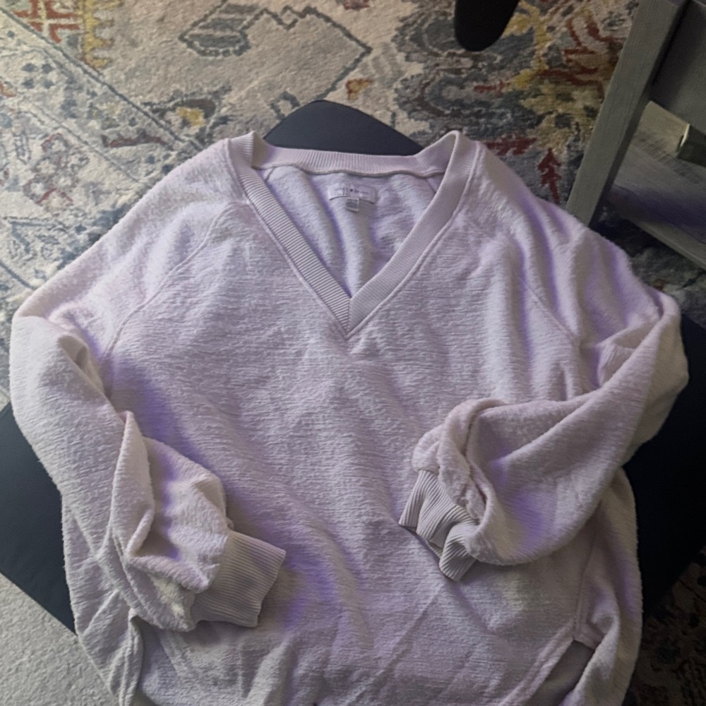 Lucky Brand Women's Cream V-Neck Sweater